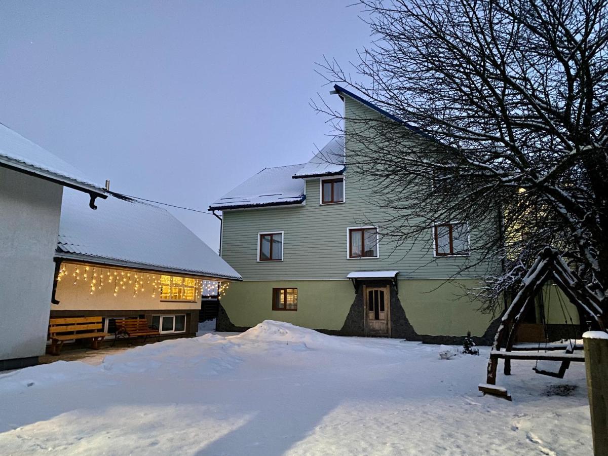 Medova Hata Hotel Verkhnyaya Rozhanka Exterior photo